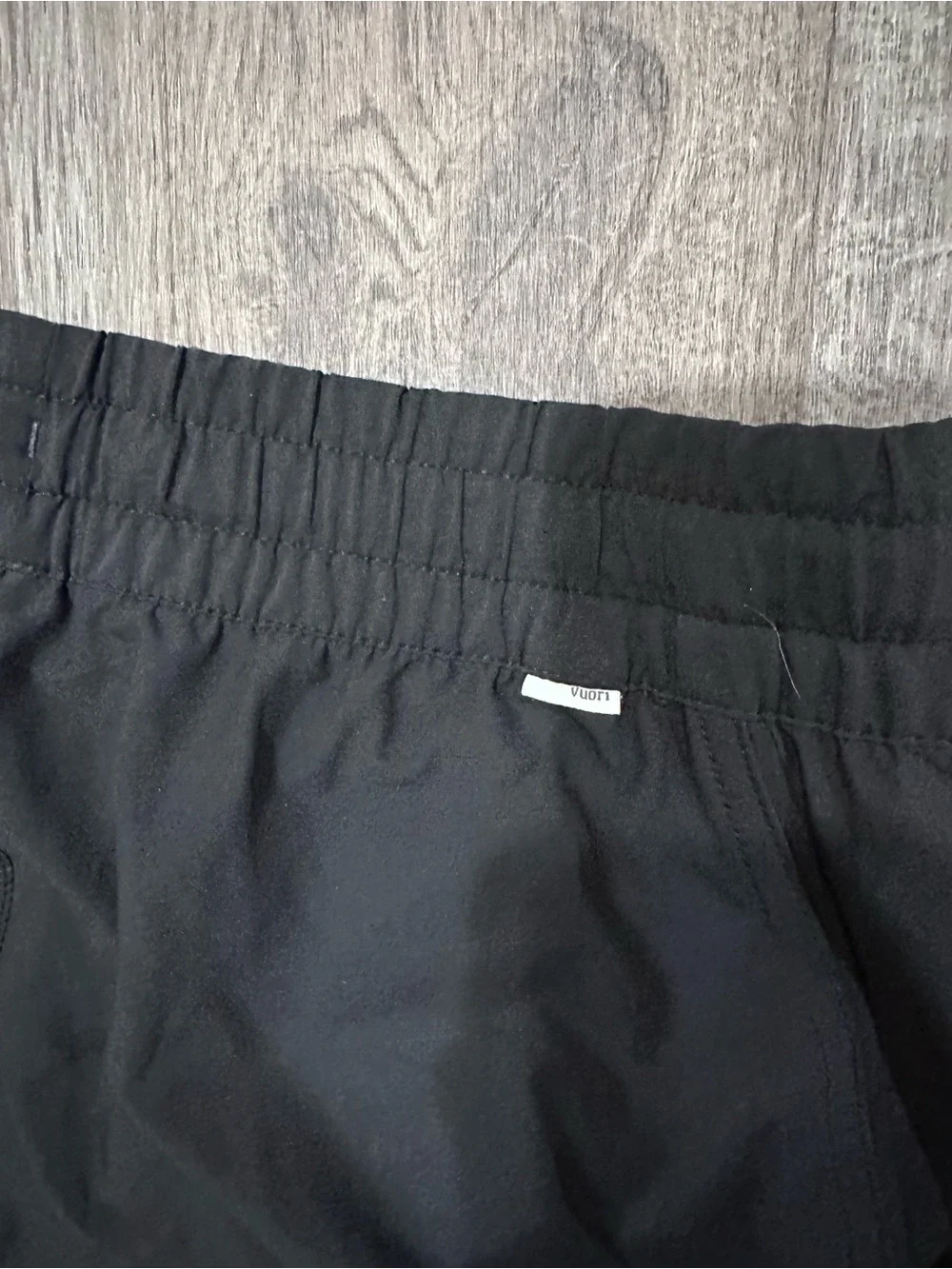 Vuori Weekend Jogger - size small - black